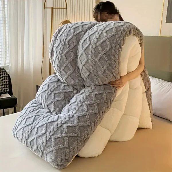 Luxurious Taffeta Comforter - Soft, Thick, and Warm for All Seasons - Machine Washable, Perfect for Bedroom, Guest Room, and Hotel Use - Image 4